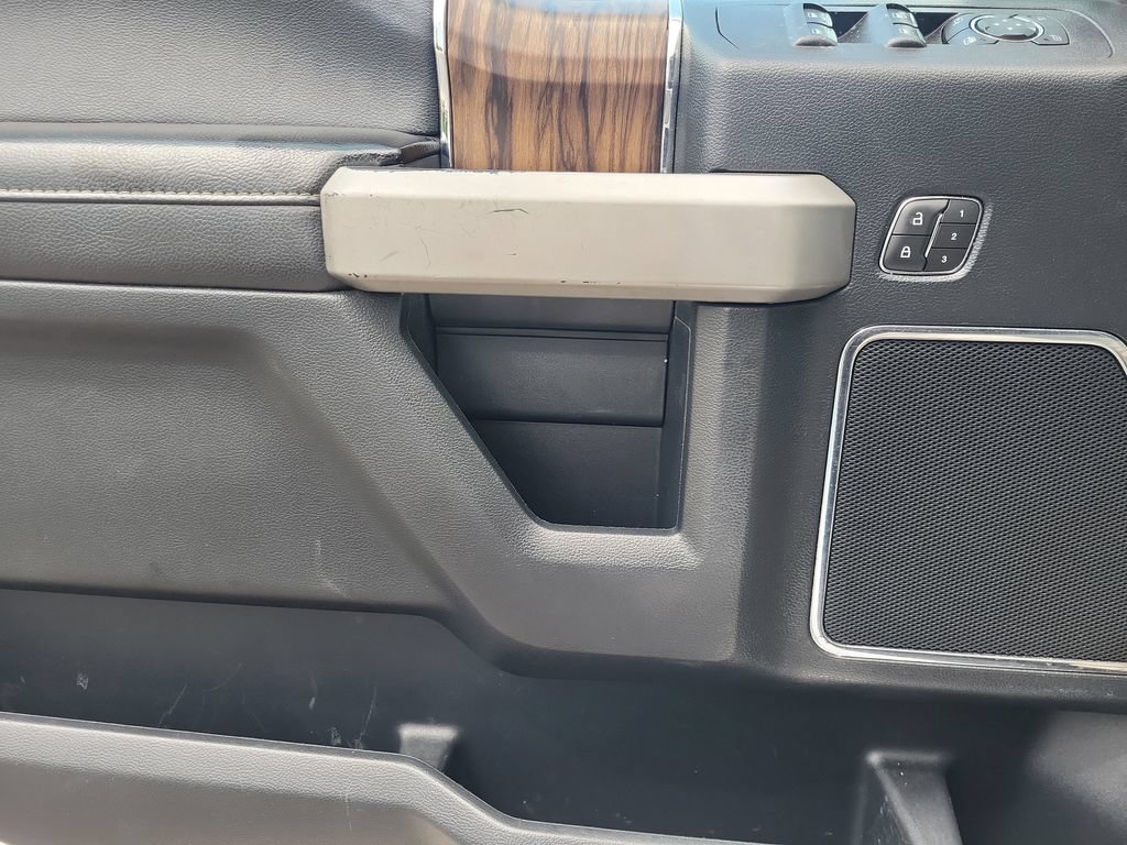 Used 2019 Ford F150 Lariat AWD/4WD image 10