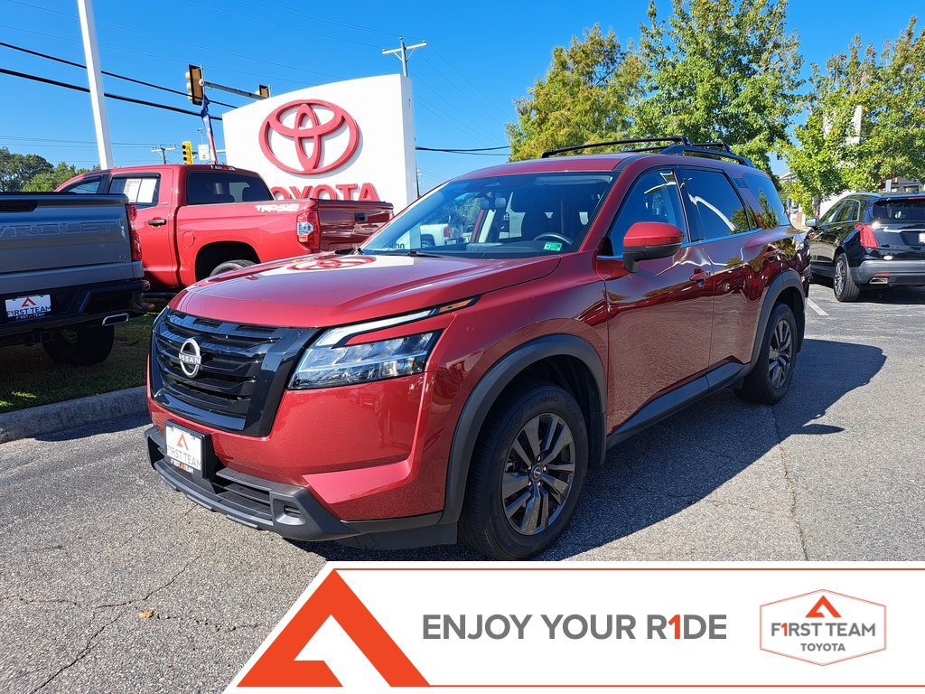 Used 2022 Nissan Pathfinder SV w/ SV Black Package