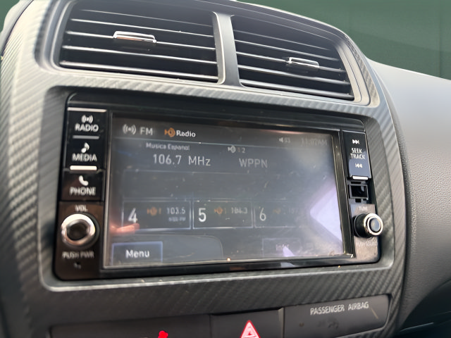 Used 2022 Mitsubishi Outlander Sport ES FWD image 19