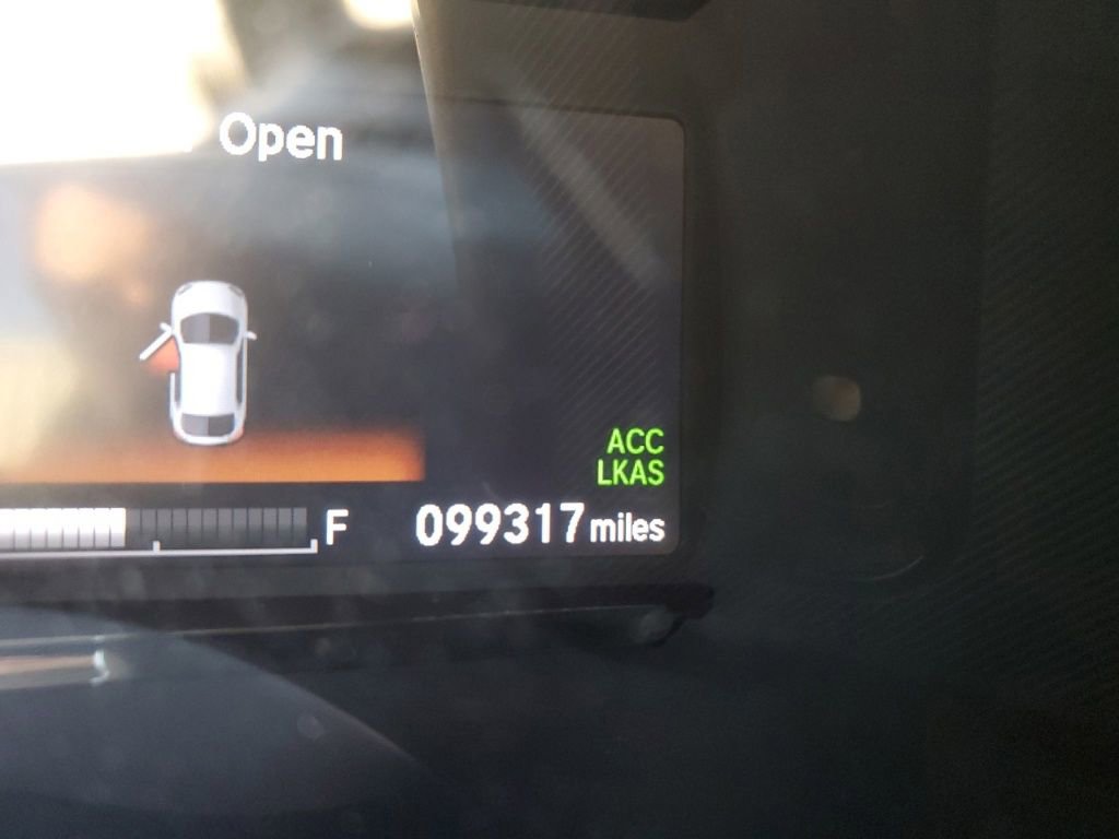 Used 2021 Honda HR-V EX-L image 11