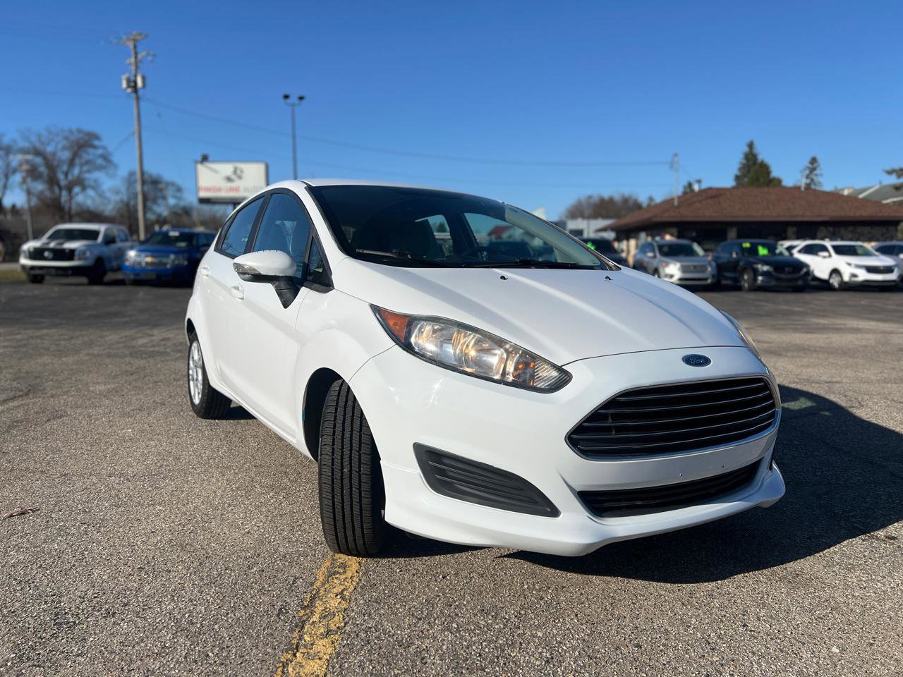 Used 2015 Ford Fiesta SE FWD image 11