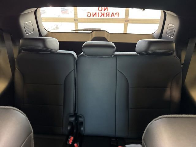 New 2026 Chevrolet Traverse LT w/ Sun and Wheel Package image 29