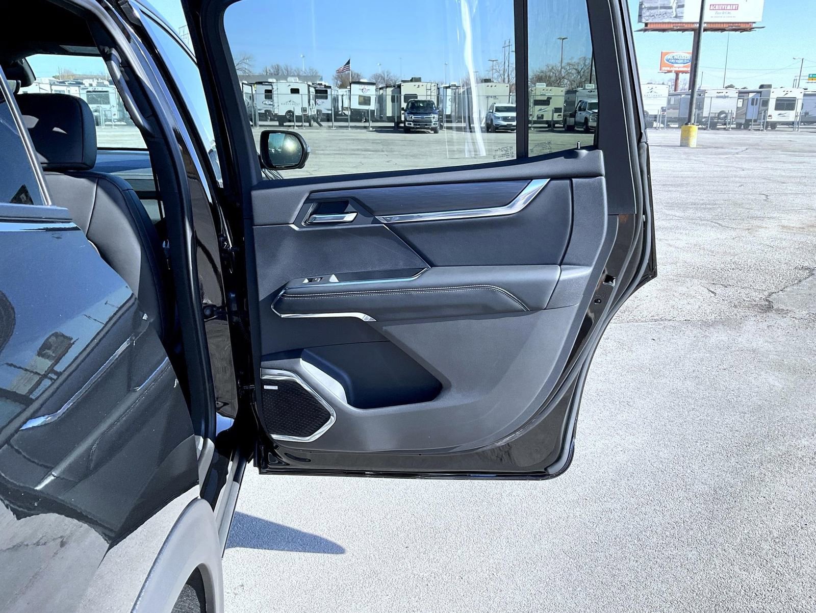 New 2026 GMC Acadia Elevation w/ Elevation Premium Package image 17