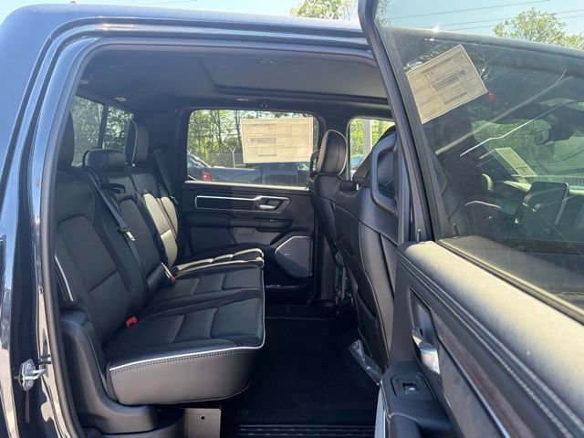 New 2026 RAM 1500 Laramie AWD/4WD image 32