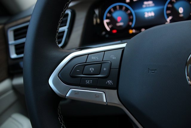 New 2026 Volkswagen Atlas SE image 13
