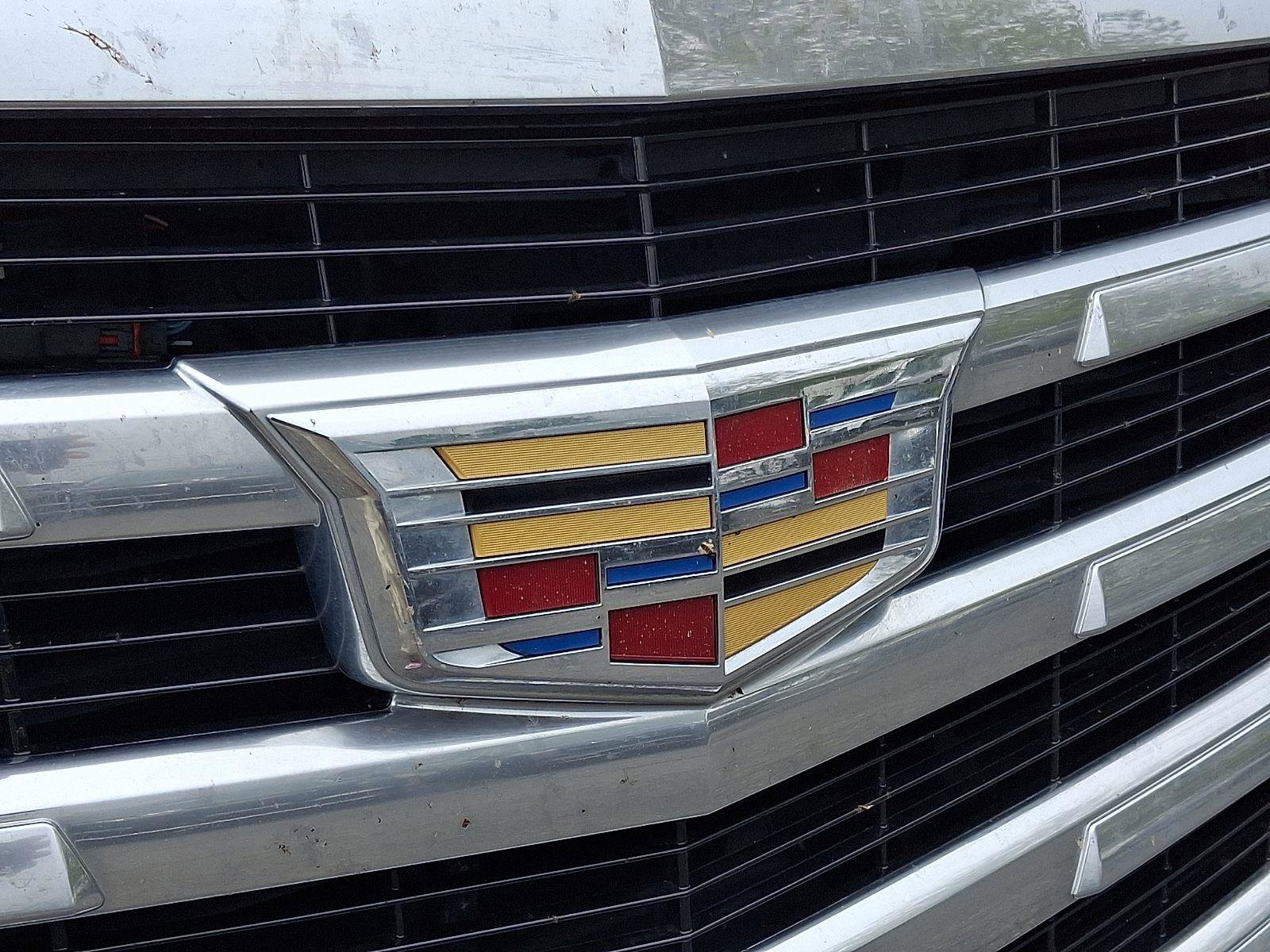Used 2018 Cadillac Escalade Premium Luxury AWD/4WD image 14
