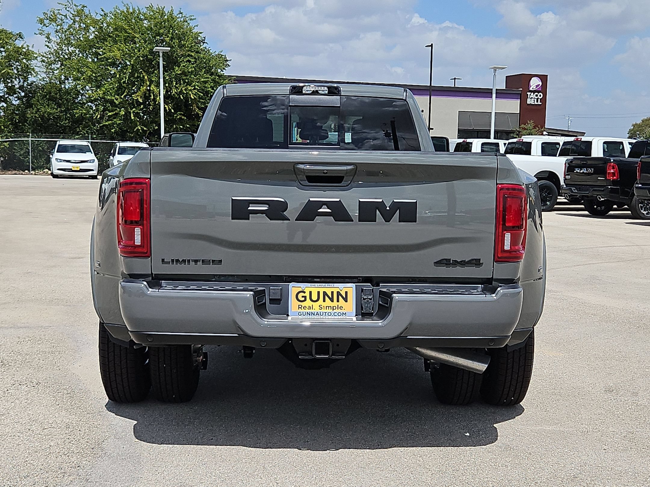 New 2027 RAM 3500 Limited AWD/4WD image 4