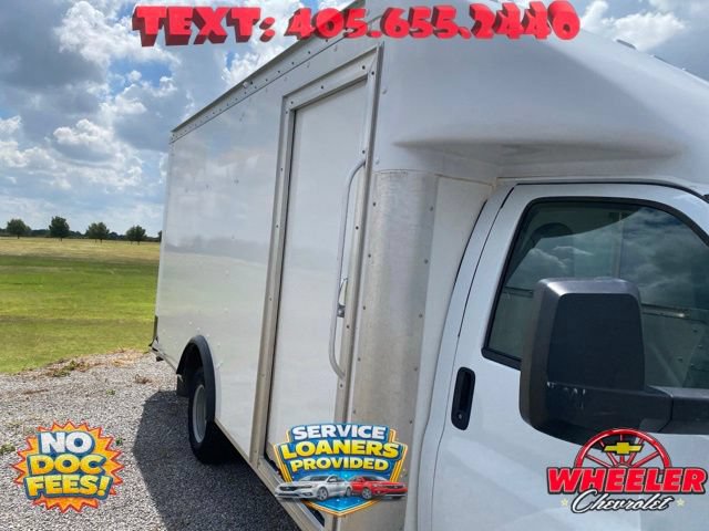 Used 2023 GMC Savana 3500 w/ Power Convenience Package RWD image 3