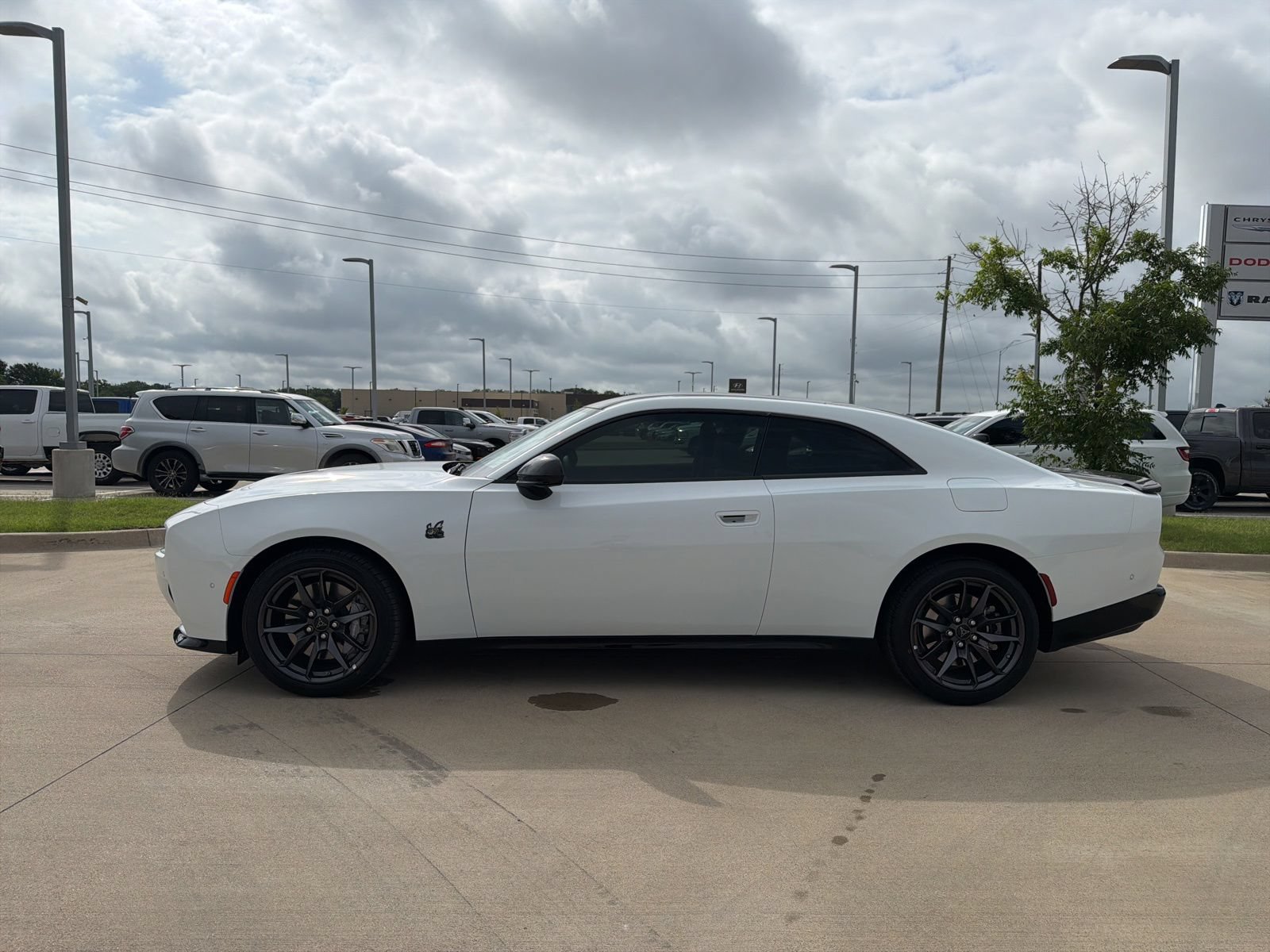 New 2026 Dodge Charger Scat Pack AWD/4WD video 3