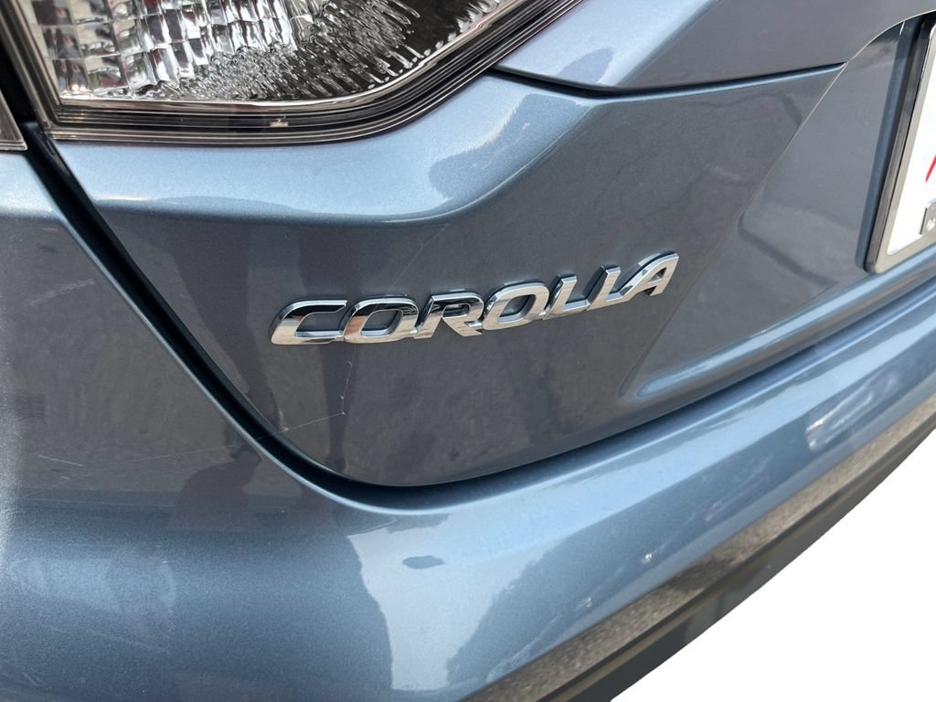 Used 2023 Toyota Corolla LE FWD image 32