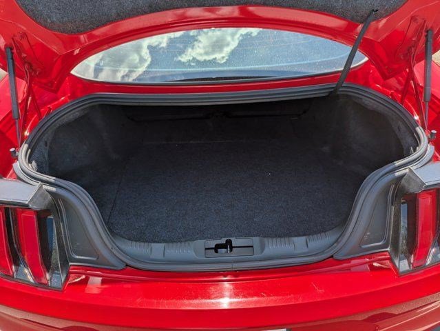 Used 2019 Ford Mustang GT RWD image 25