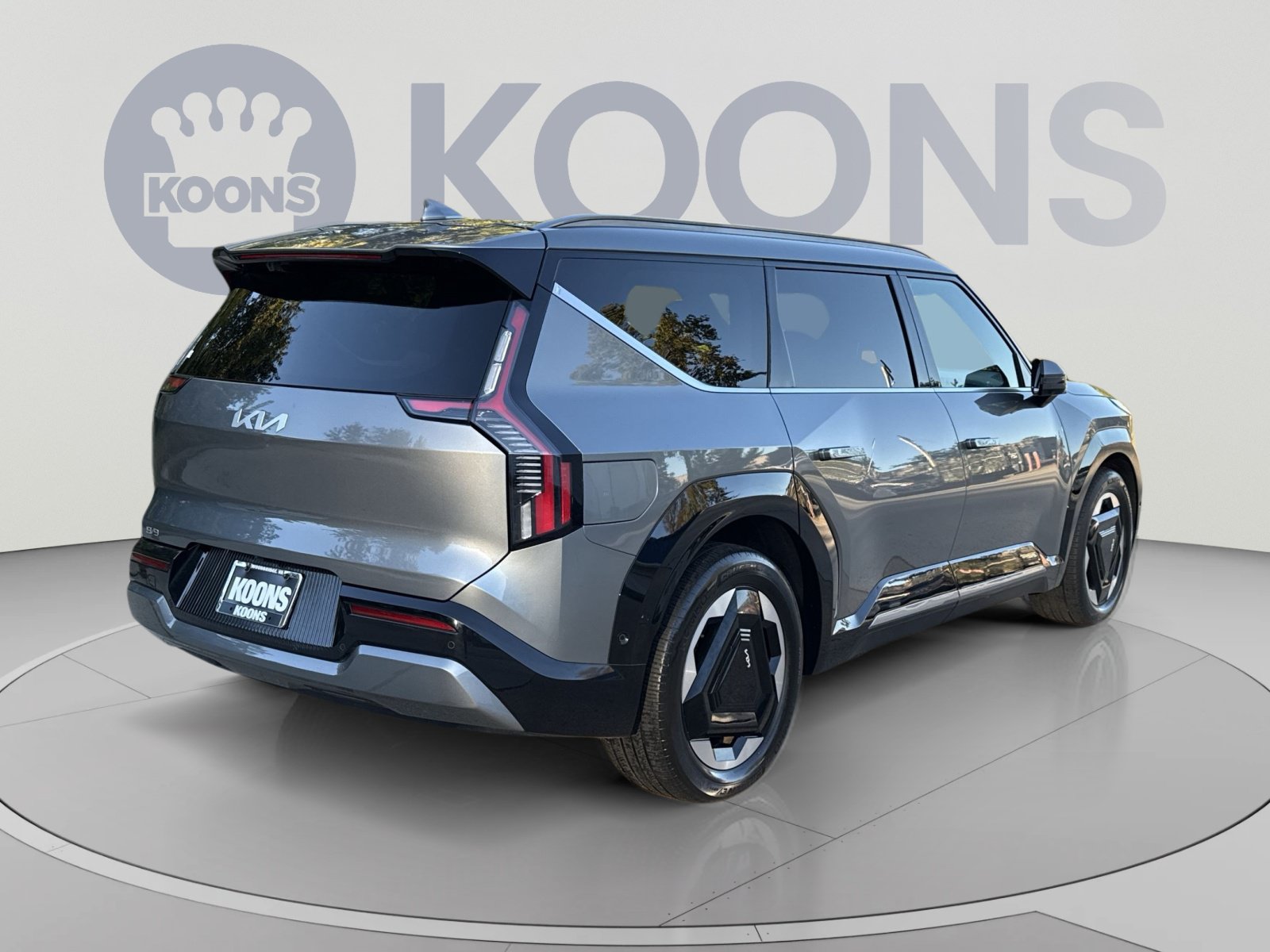 Used 2024 Kia EV9 Land AWD/4WD image 7