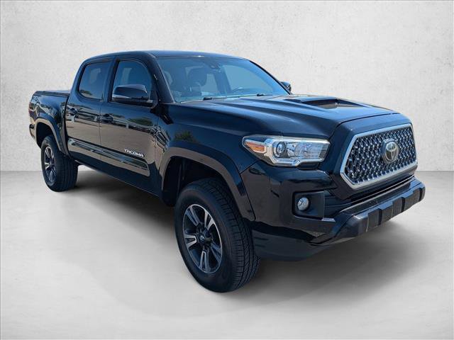 Used 2019 Toyota Tacoma TRD Sport AWD/4WD image 3