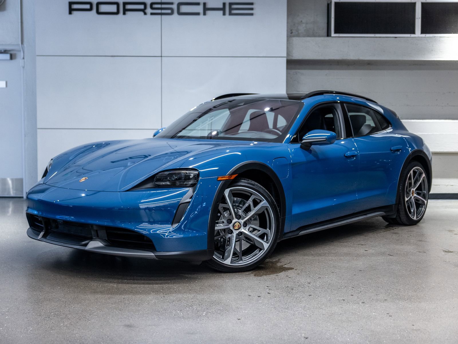 Certified 2023 Porsche Taycan Turbo AWD/4WD image 1