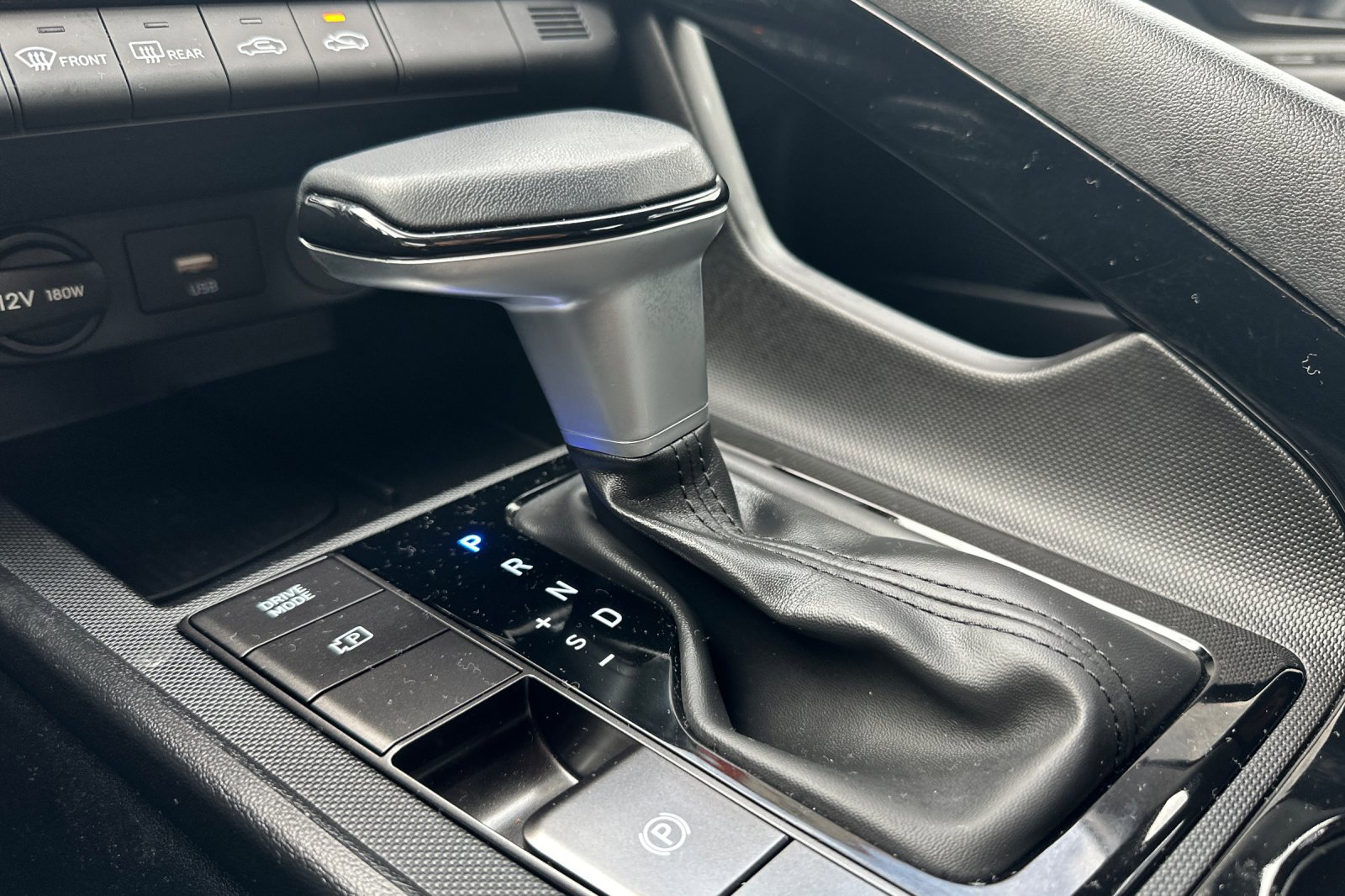 Certified 2025 Hyundai Elantra SEL FWD image 21