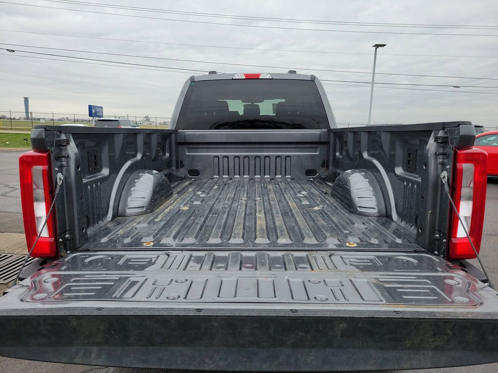Certified 2025 Ford F250 XLT AWD/4WD image 10