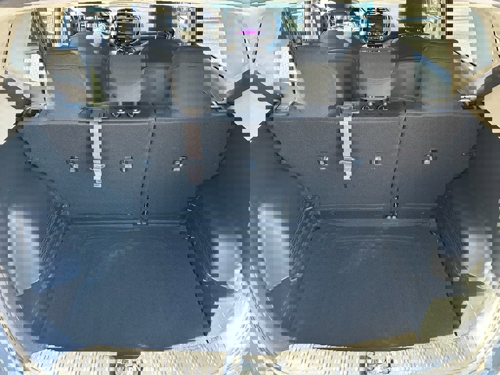 Used 2023 Kia Soul S image 25