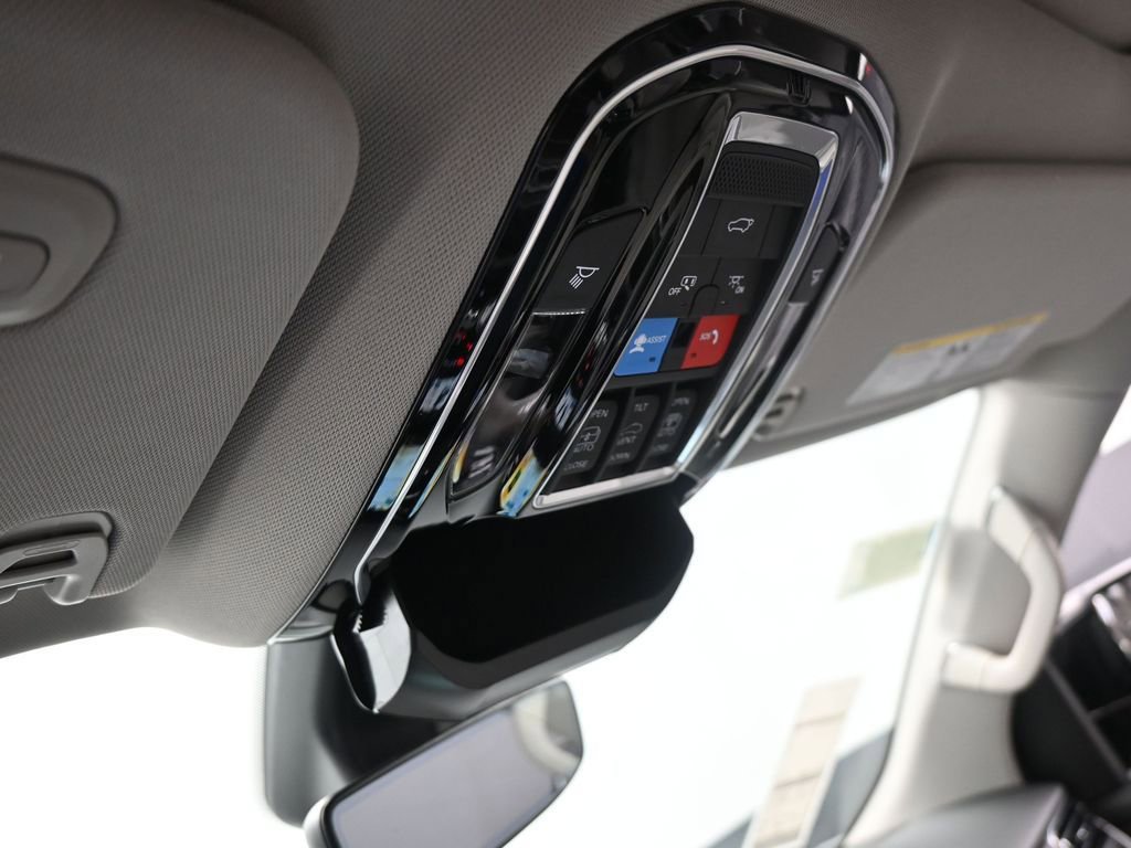 Used 2024 Jeep Grand Wagoneer L 4WD image 37