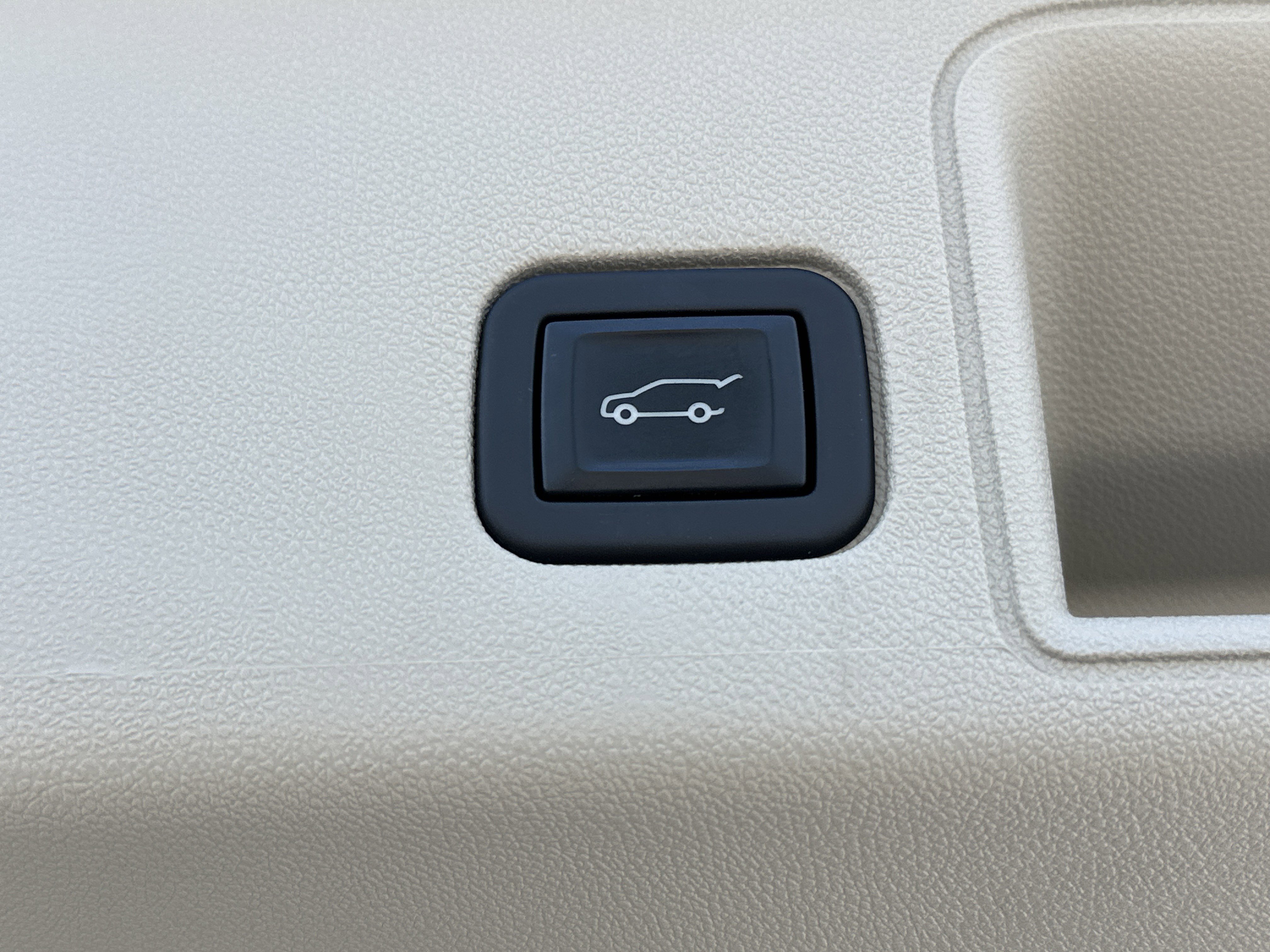 Used 2023 GMC Terrain Denali w/ Denali Premium Package image 15