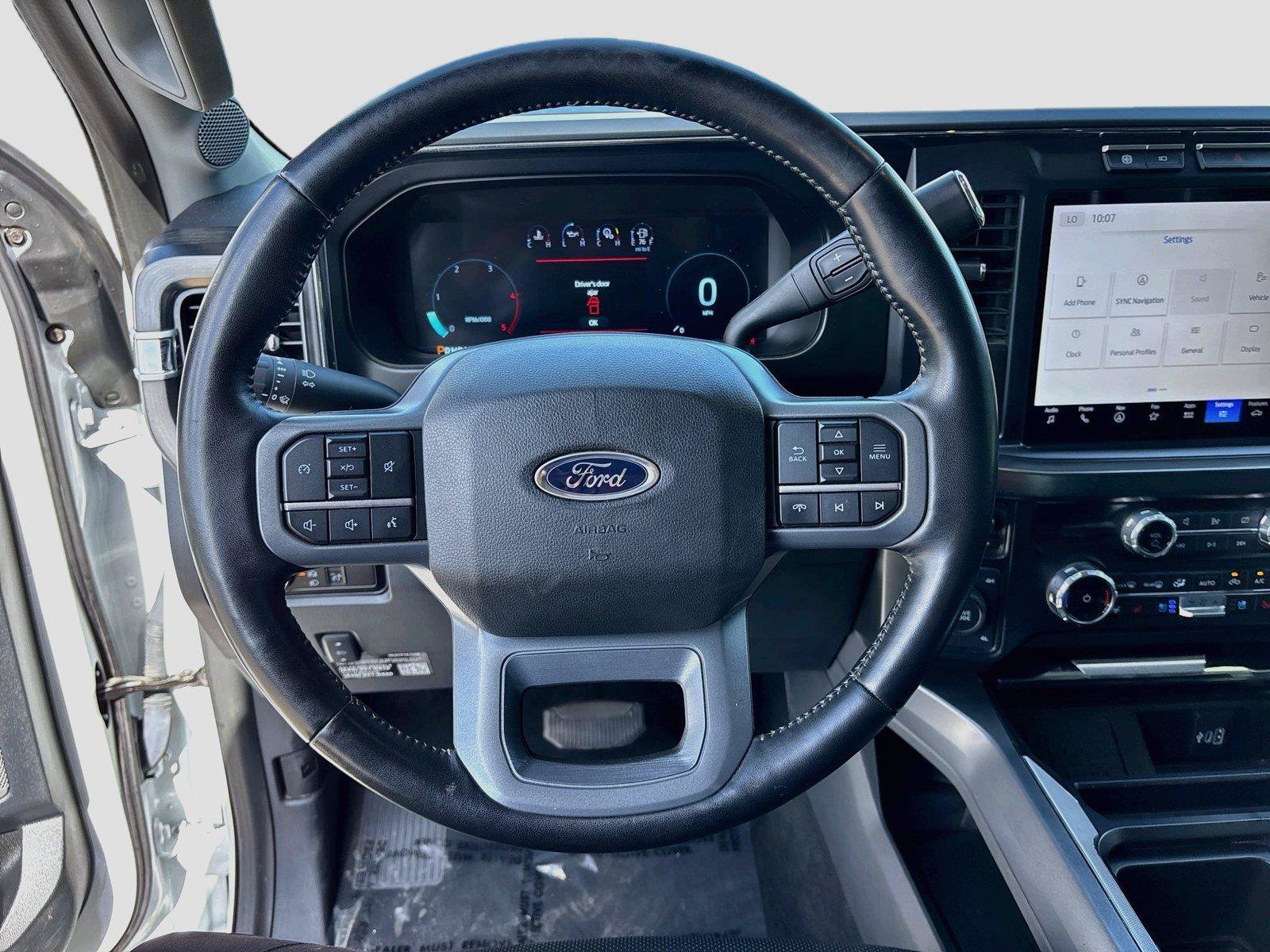 Used 2024 Ford F250 Lariat w/ FX4 Off-Road Package AWD/4WD image 11
