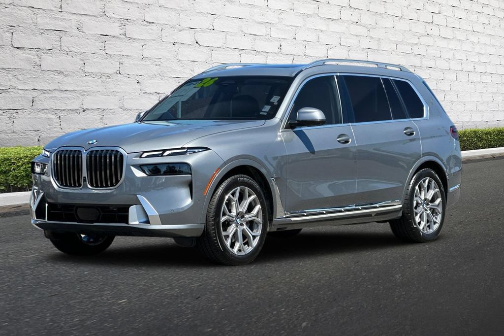 Used 2026 BMW X7 xDrive40i AWD/4WD image 8