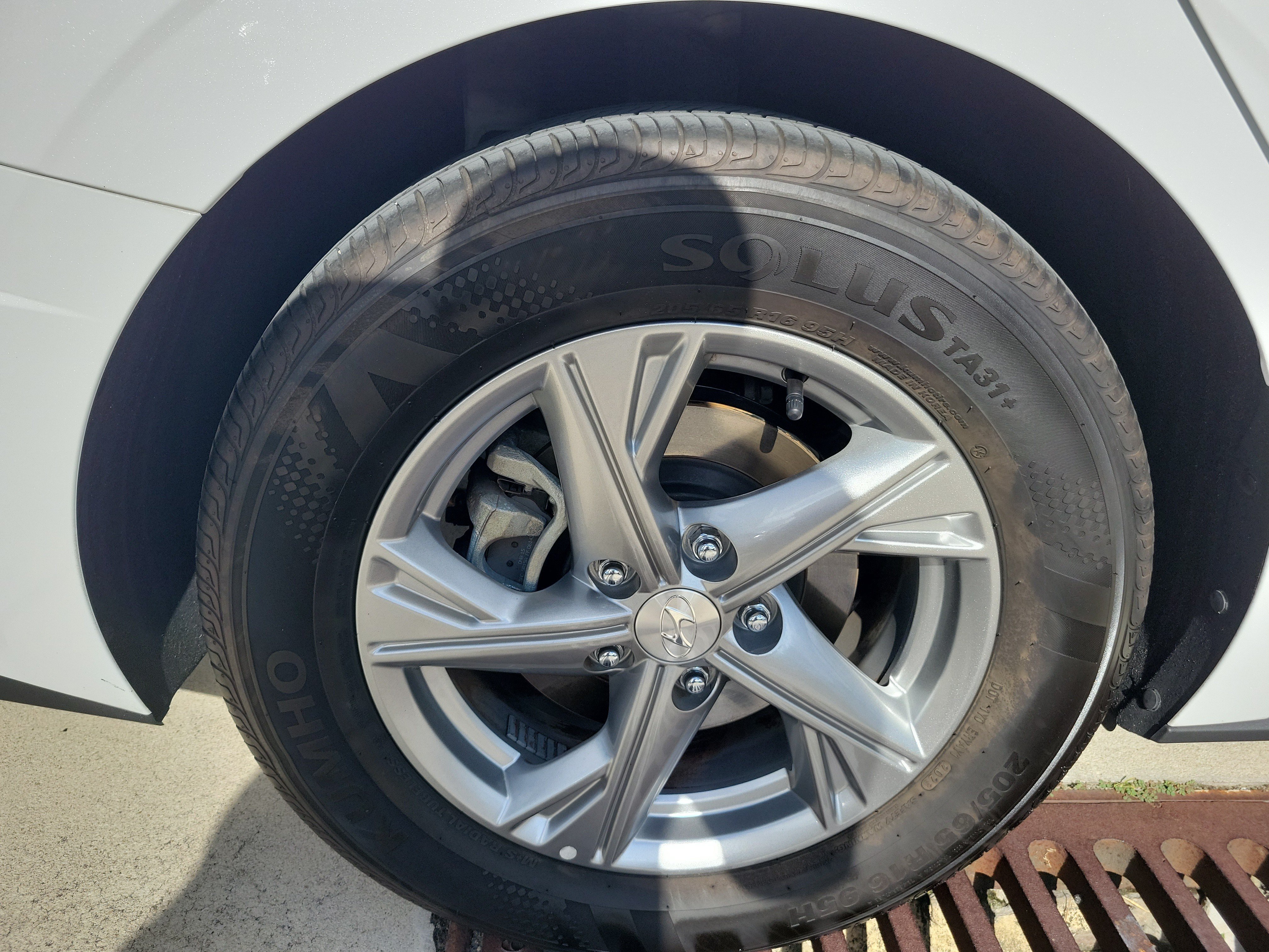 Used 2023 Hyundai Sonata SE FWD image 8