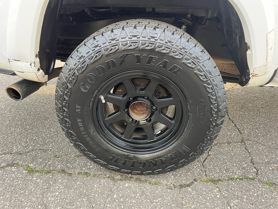 Certified 2019 Toyota Tacoma SR w/ SR Convenience Package image 24