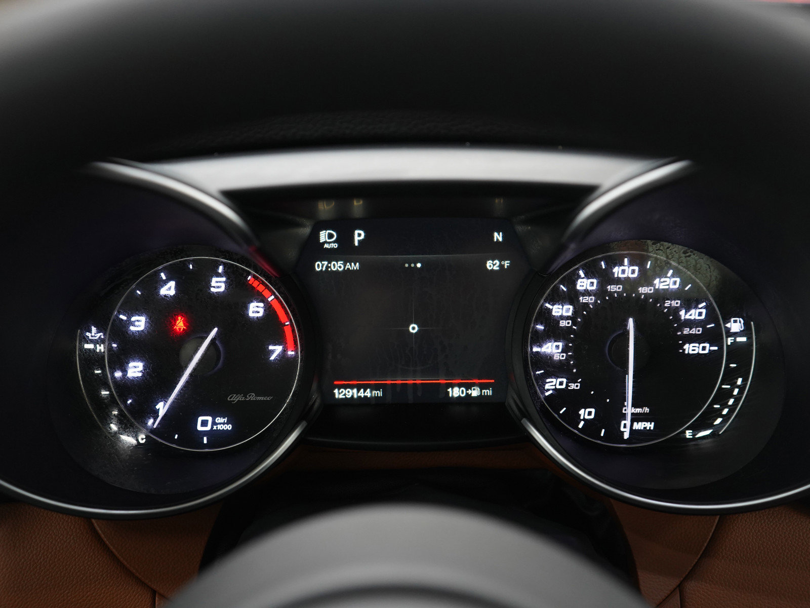 Used 2018 Alfa Romeo Giulia AWD image 25