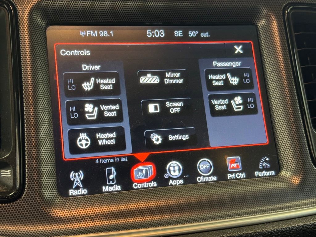 Used 2015 Dodge Challenger R/T Scat Pack w/ Leather Interior Group image 34