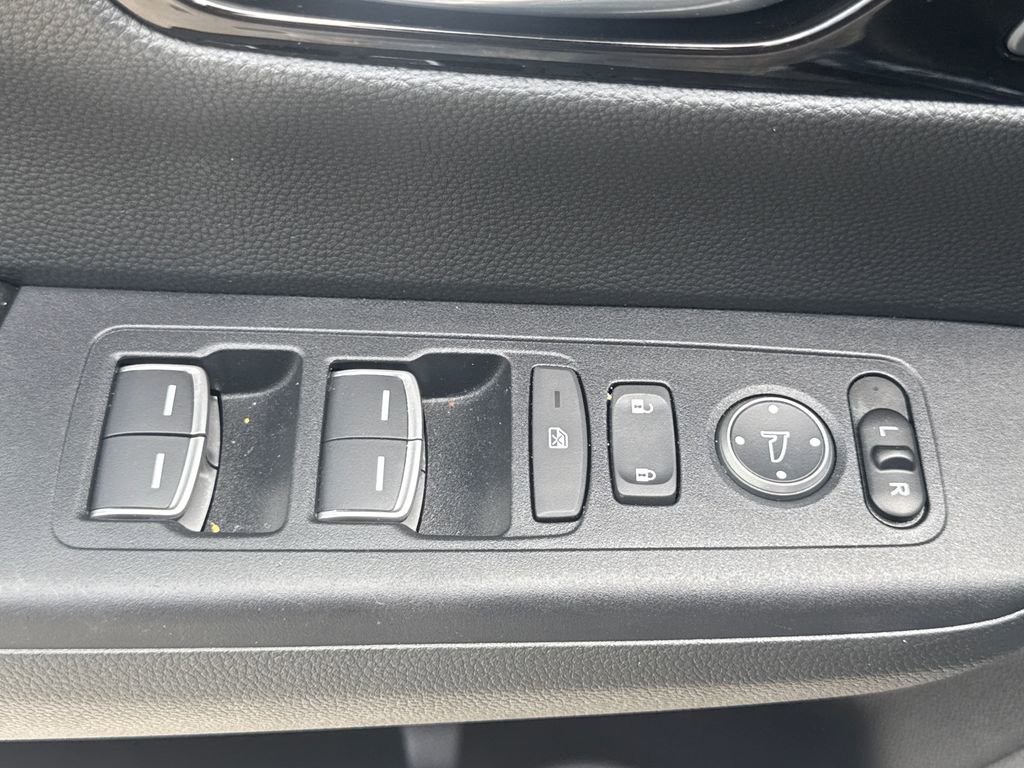 Certified 2025 Honda CR-V EX-L image 15