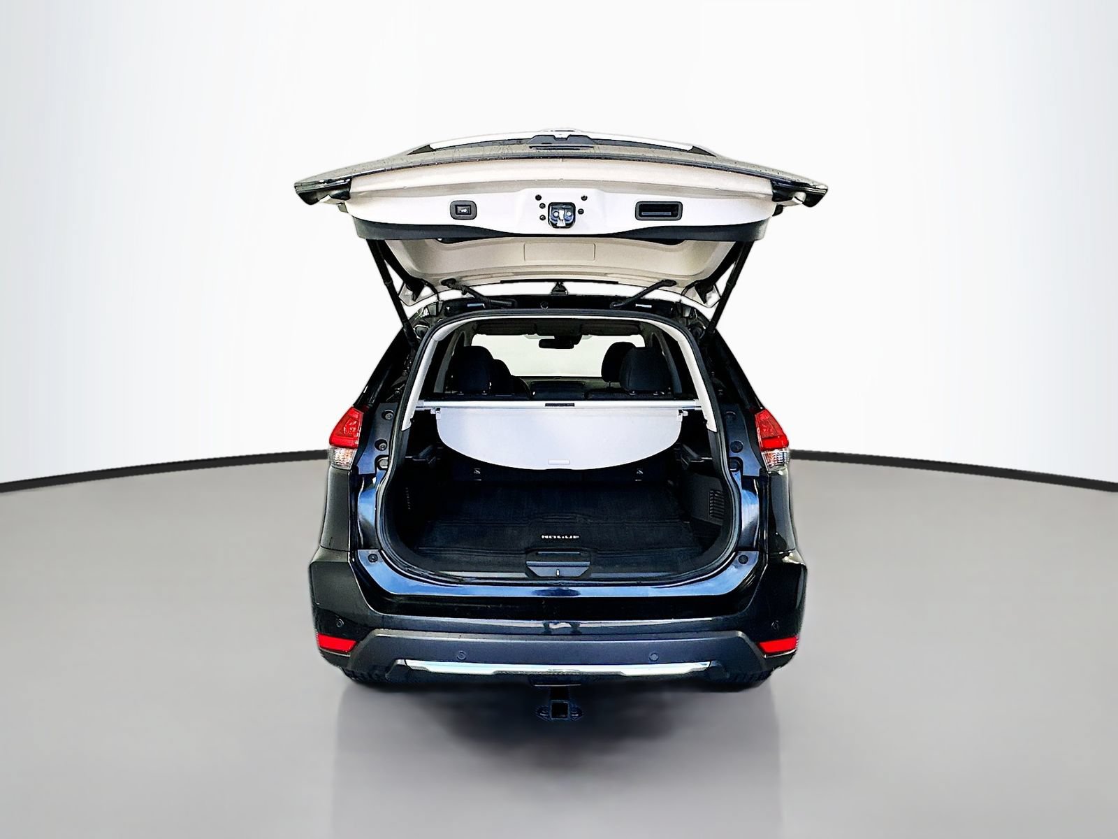Used 2020 Nissan Rogue SV w/ Premium Package FWD image 26