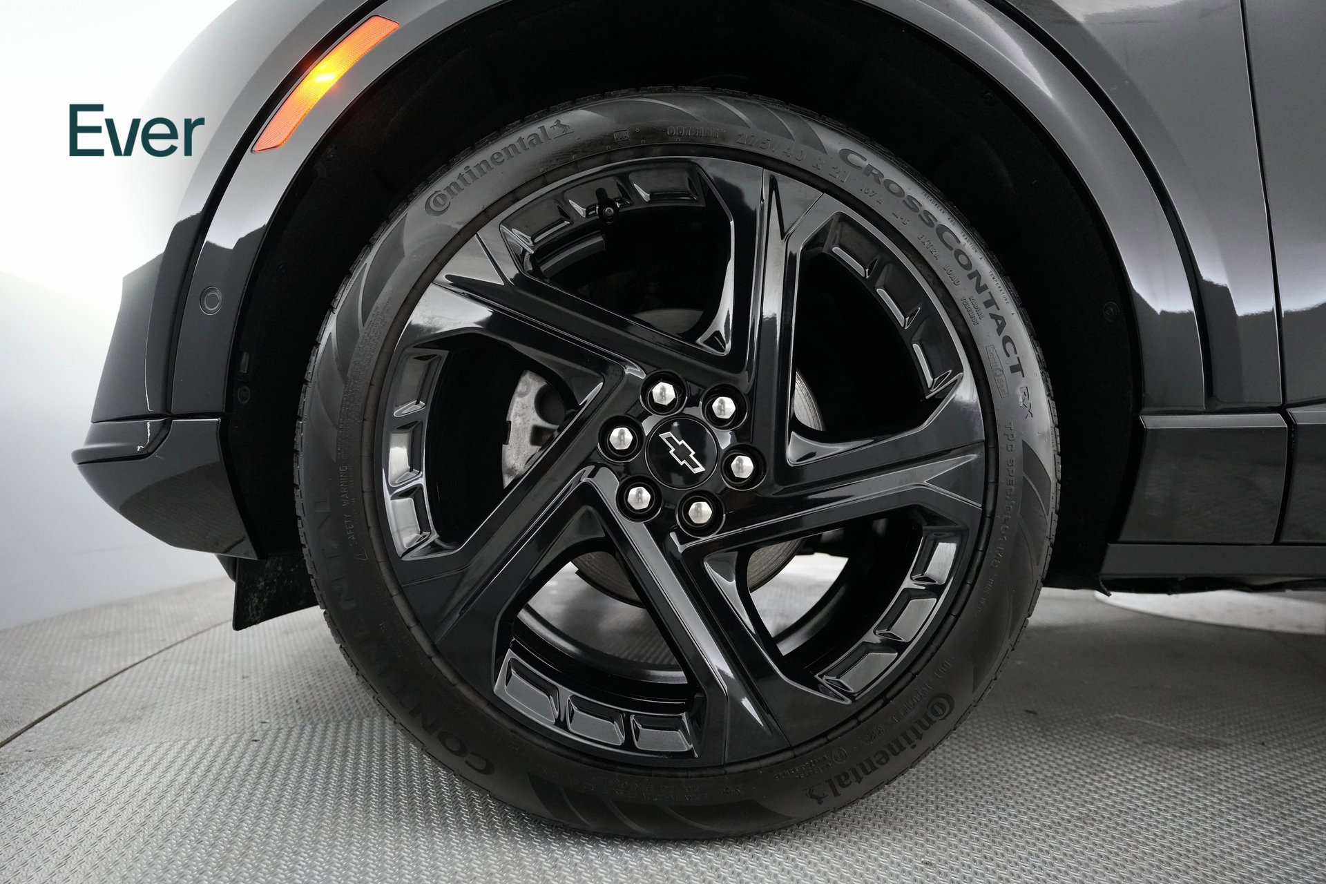 Used 2024 Chevrolet Equinox EV RS image 17