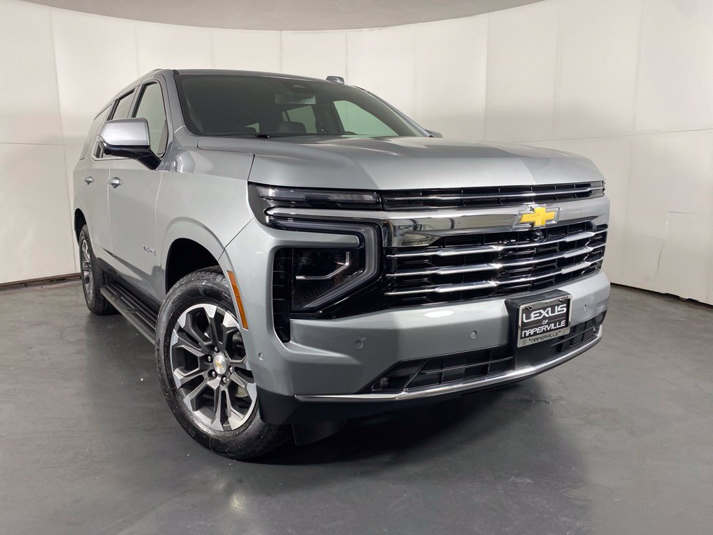 Used 2025 Chevrolet Tahoe LT w/ Comfort Package AWD/4WD image 5