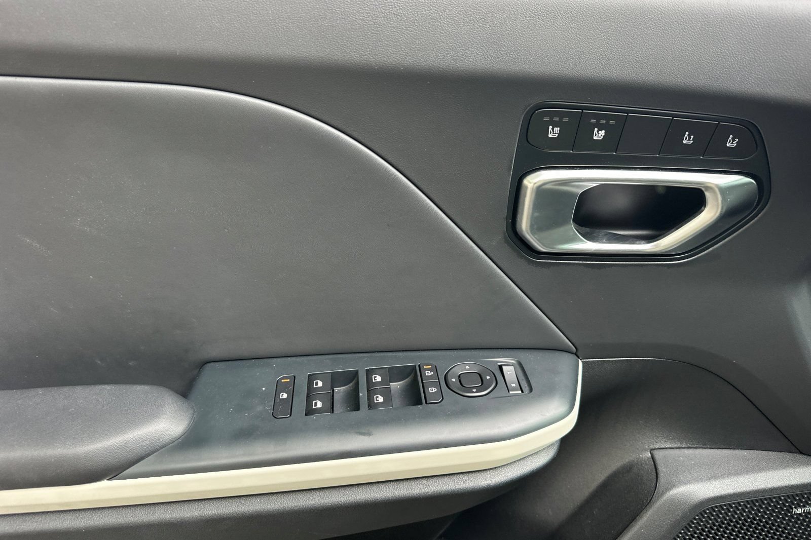 Used 2025 Kia K4 GT-Line w/ GT-Line Premium Package FWD image 8