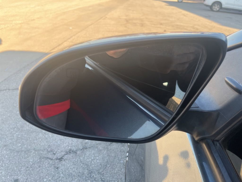 Used 2015 Toyota Corolla S image 38