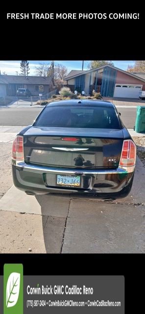 Used 2013 Chrysler 300 C image 4