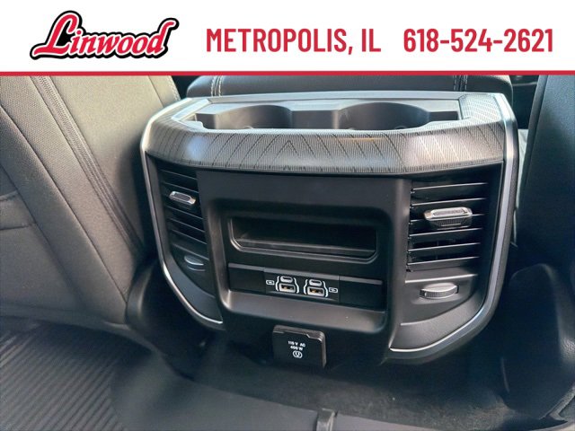 New 2026 RAM 1500 4x4 Crew Cab image 11