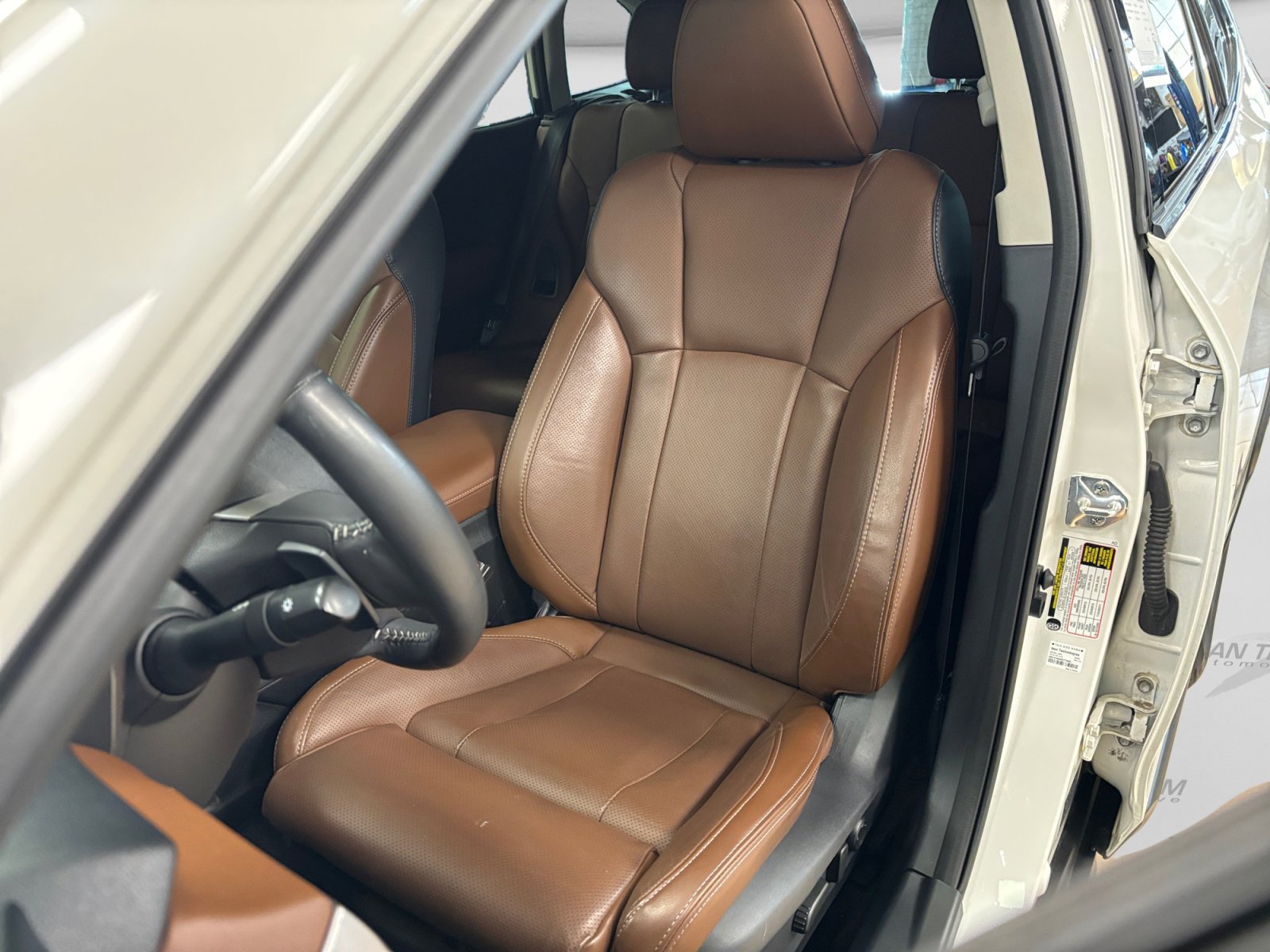 Used 2024 Subaru Outback Touring XT AWD/4WD image 37
