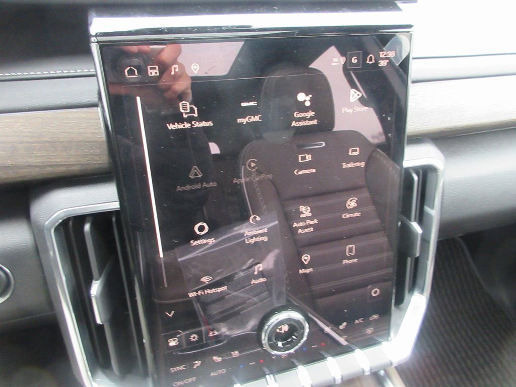 New 2026 GMC Acadia Denali Ultimate image 18