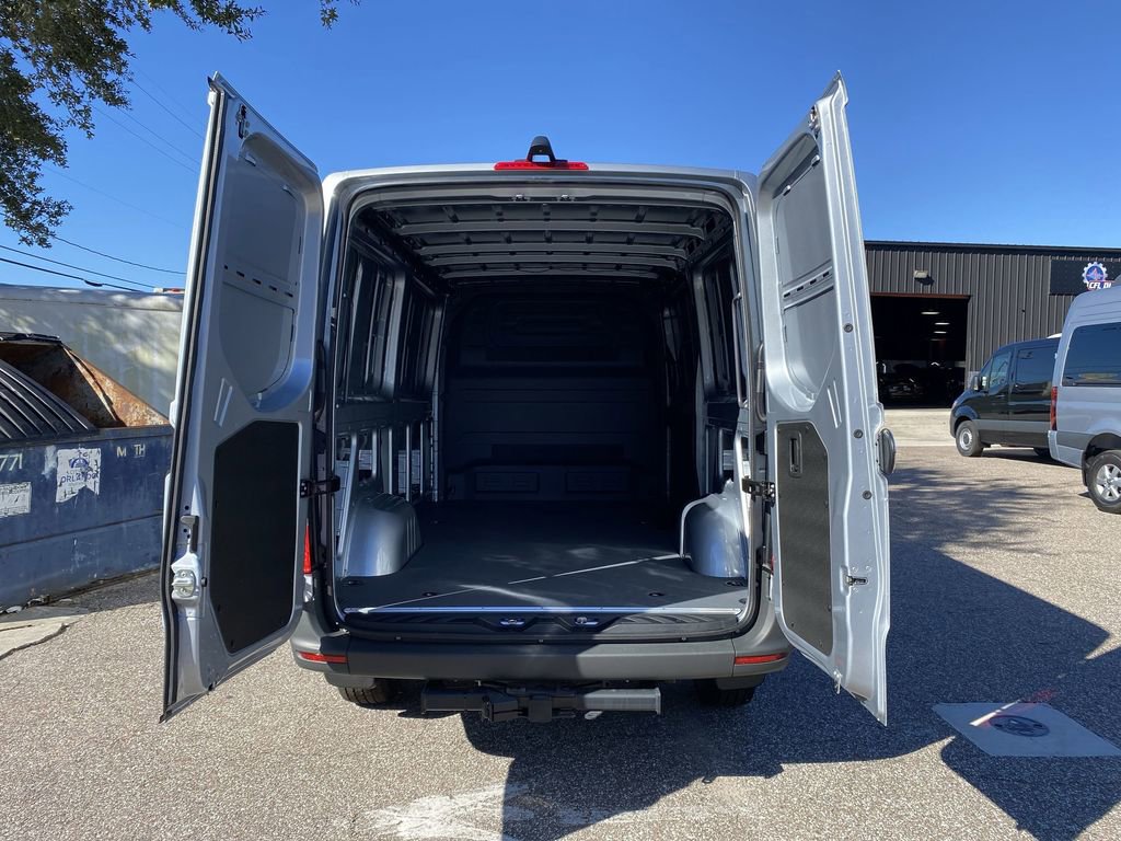 New 2026 Mercedes-Benz Sprinter 2500 image 23