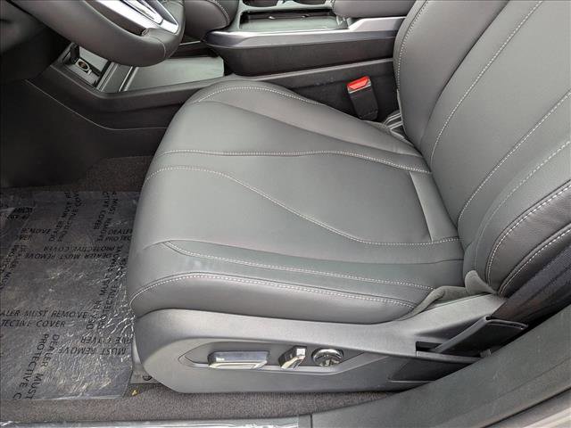 New 2025 Acura RDX SH-AWD image 4