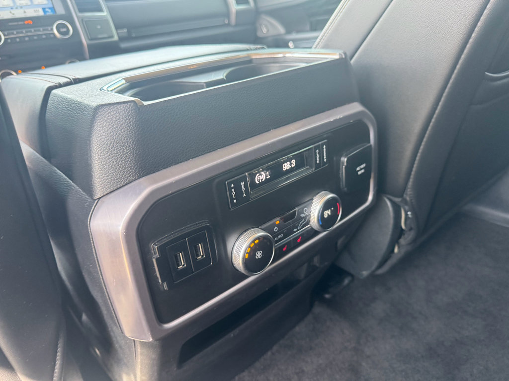 Used 2018 Ford Expedition Platinum image 17