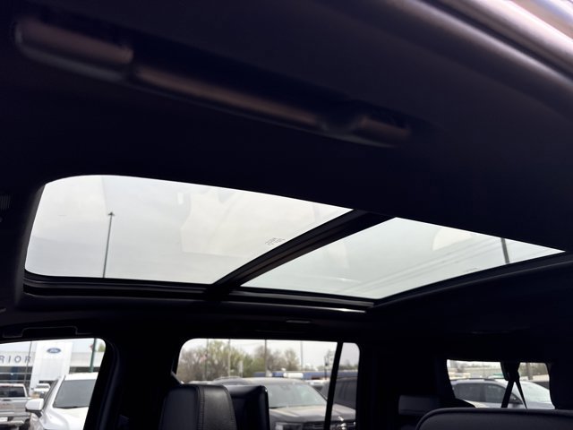 Used 2023 GMC Yukon XL Denali image 24