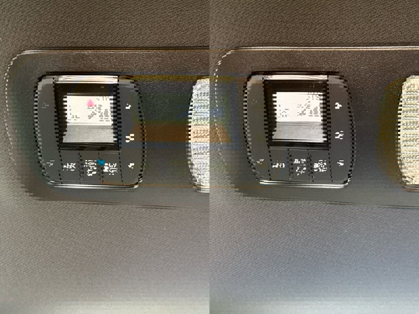 Used 2024 Honda Odyssey Sport image 30