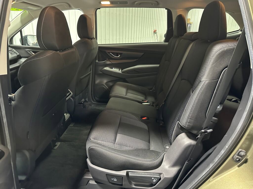 Used 2024 Subaru Ascent Premium image 10