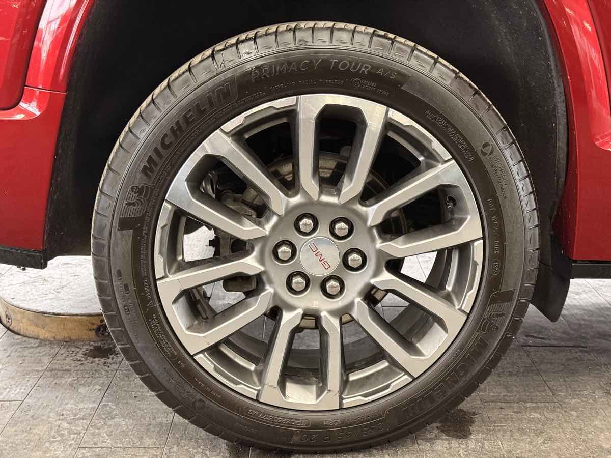 Used 2023 GMC Acadia Denali FWD image 38