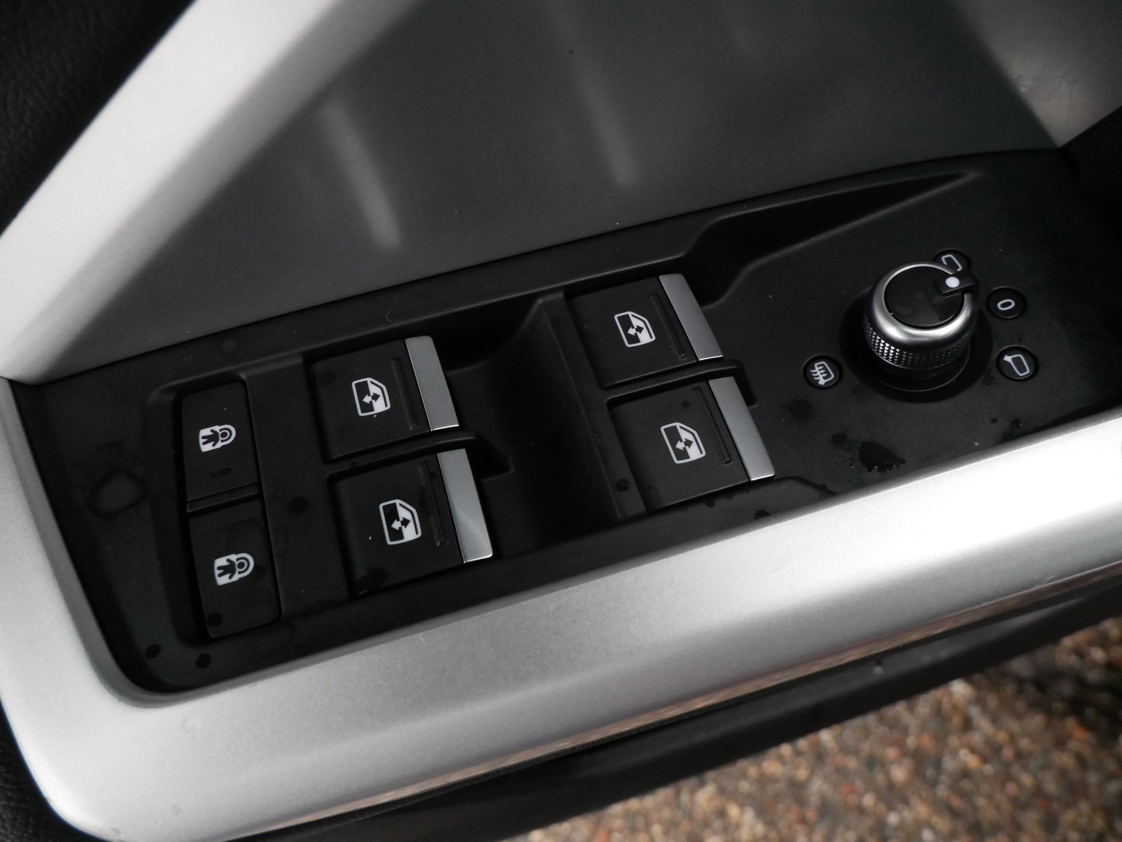 Used 2025 Audi Q3 2.0T Premium image 19