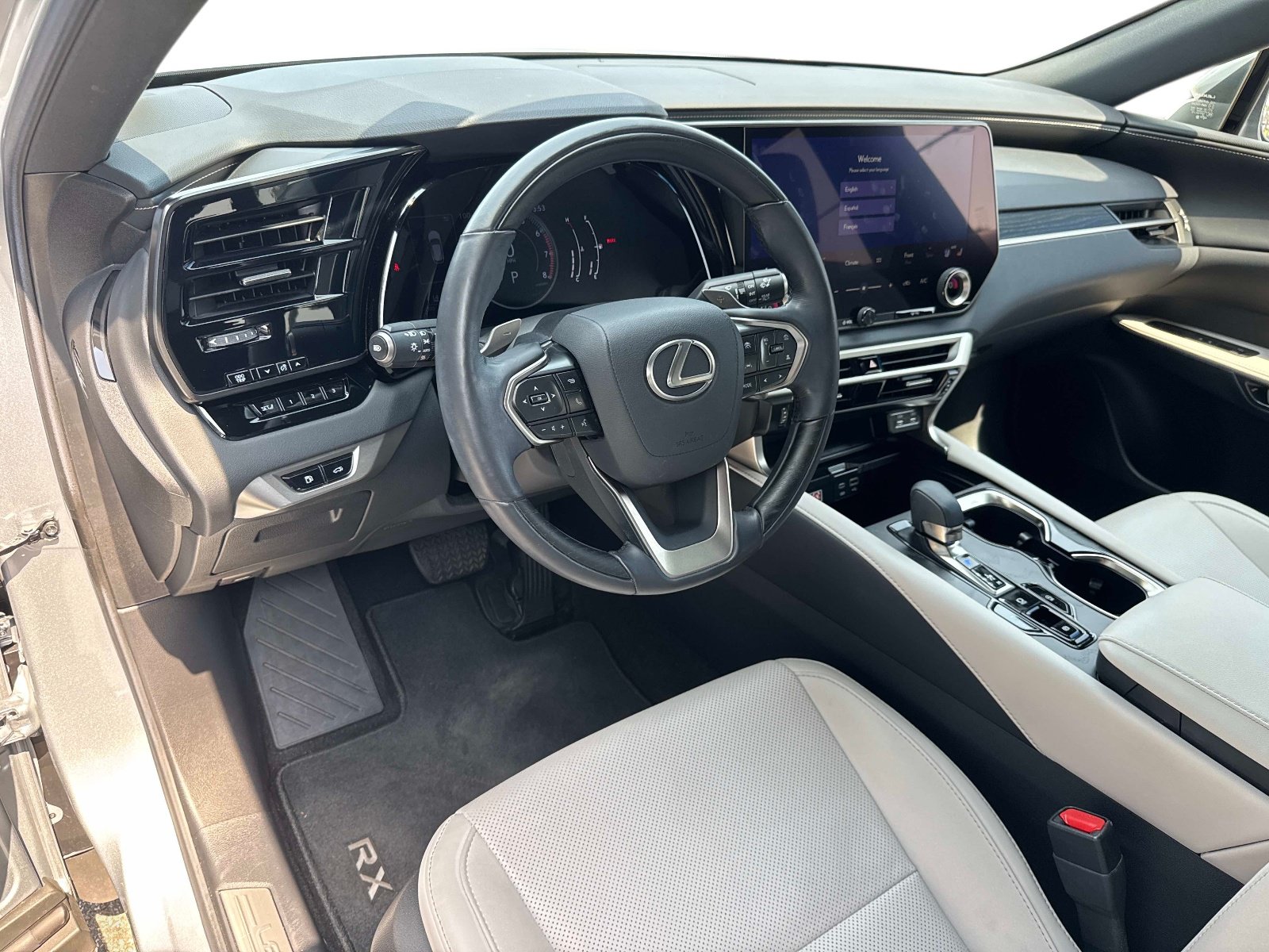 Used 2024 Lexus RX 350 Premium w/ Accessory Package (Z1) FWD image 23