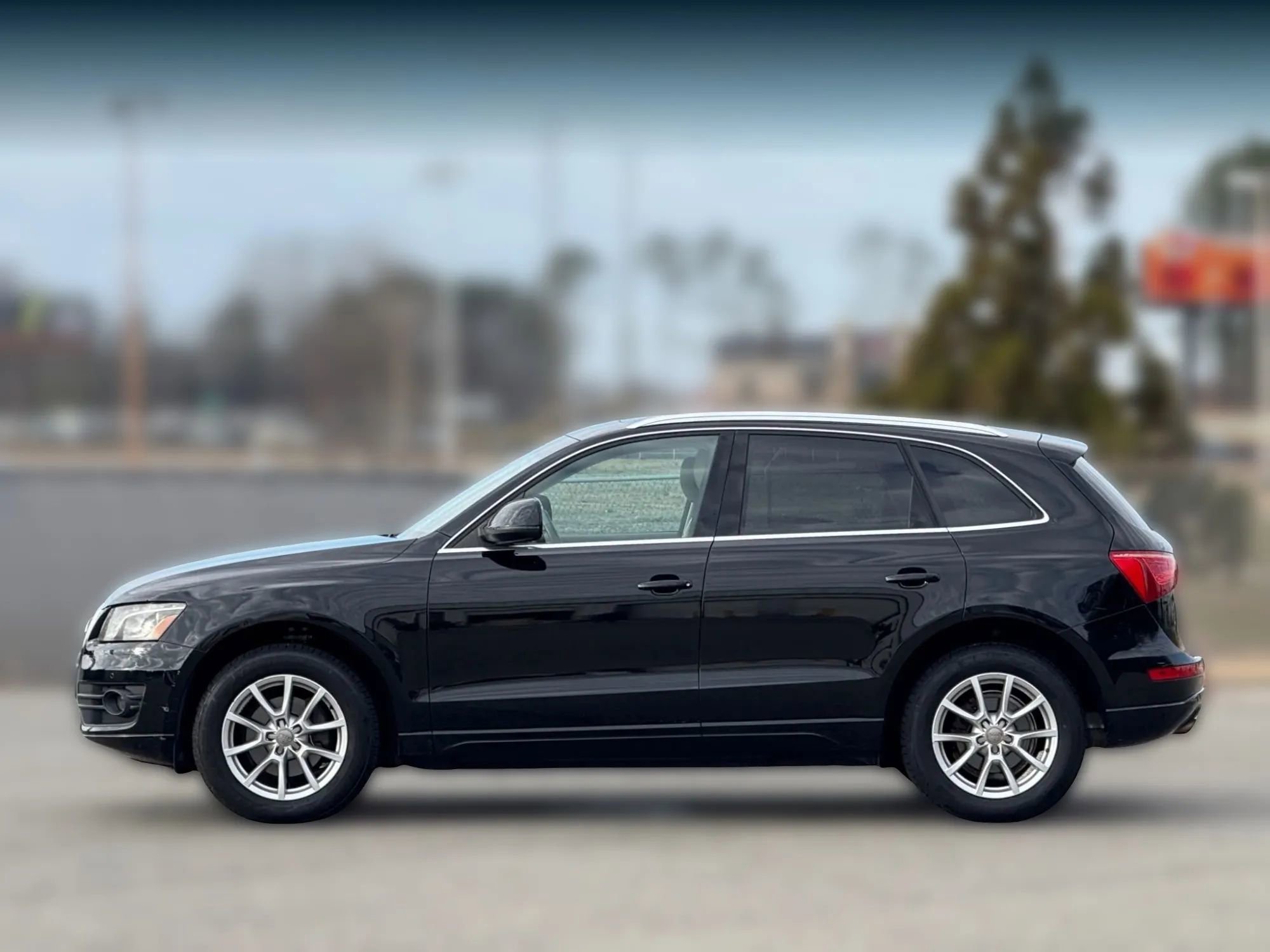 Used 2011 Audi Q5 2.0T Premium Plus image 8