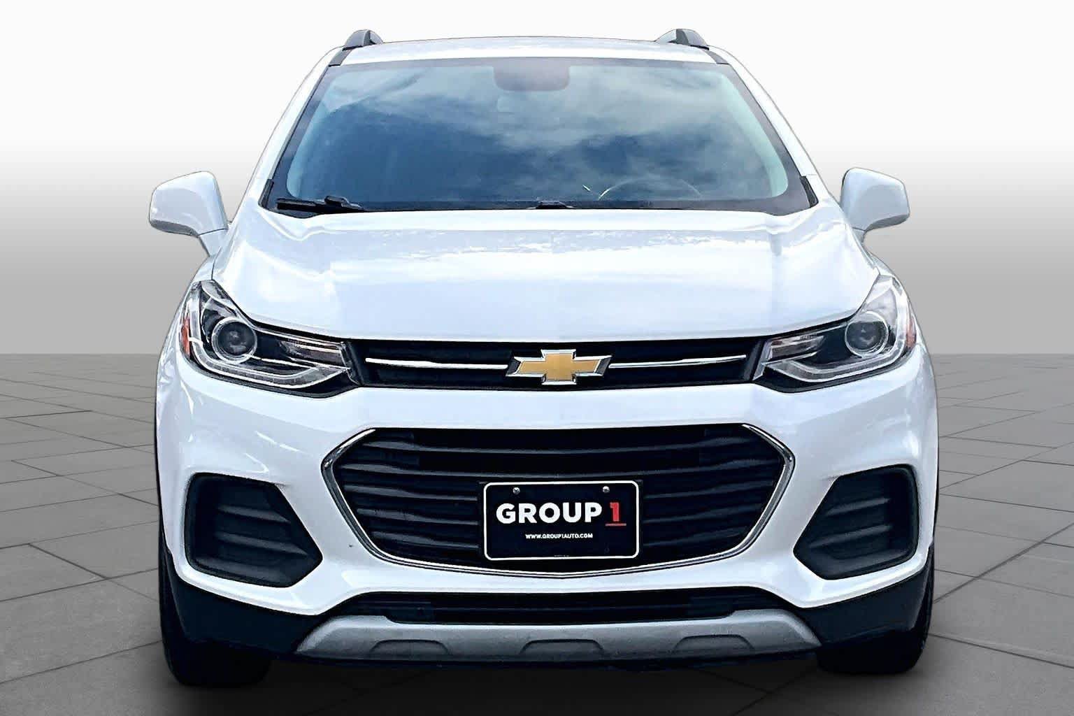 Used 2019 Chevrolet Trax LT w/ LT Convenience Package FWD image 4